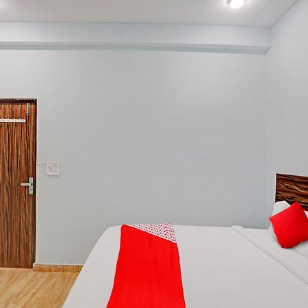 Hotel O Surya Gold Guest House Najafgarh 外观 照片